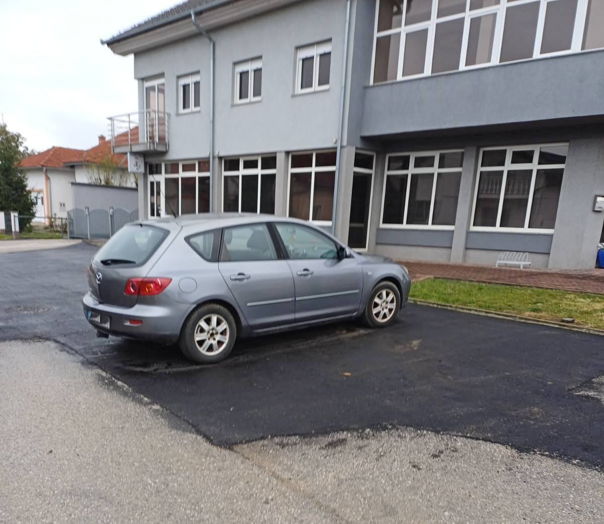 Nezadovoljni stanari Jug I (14)