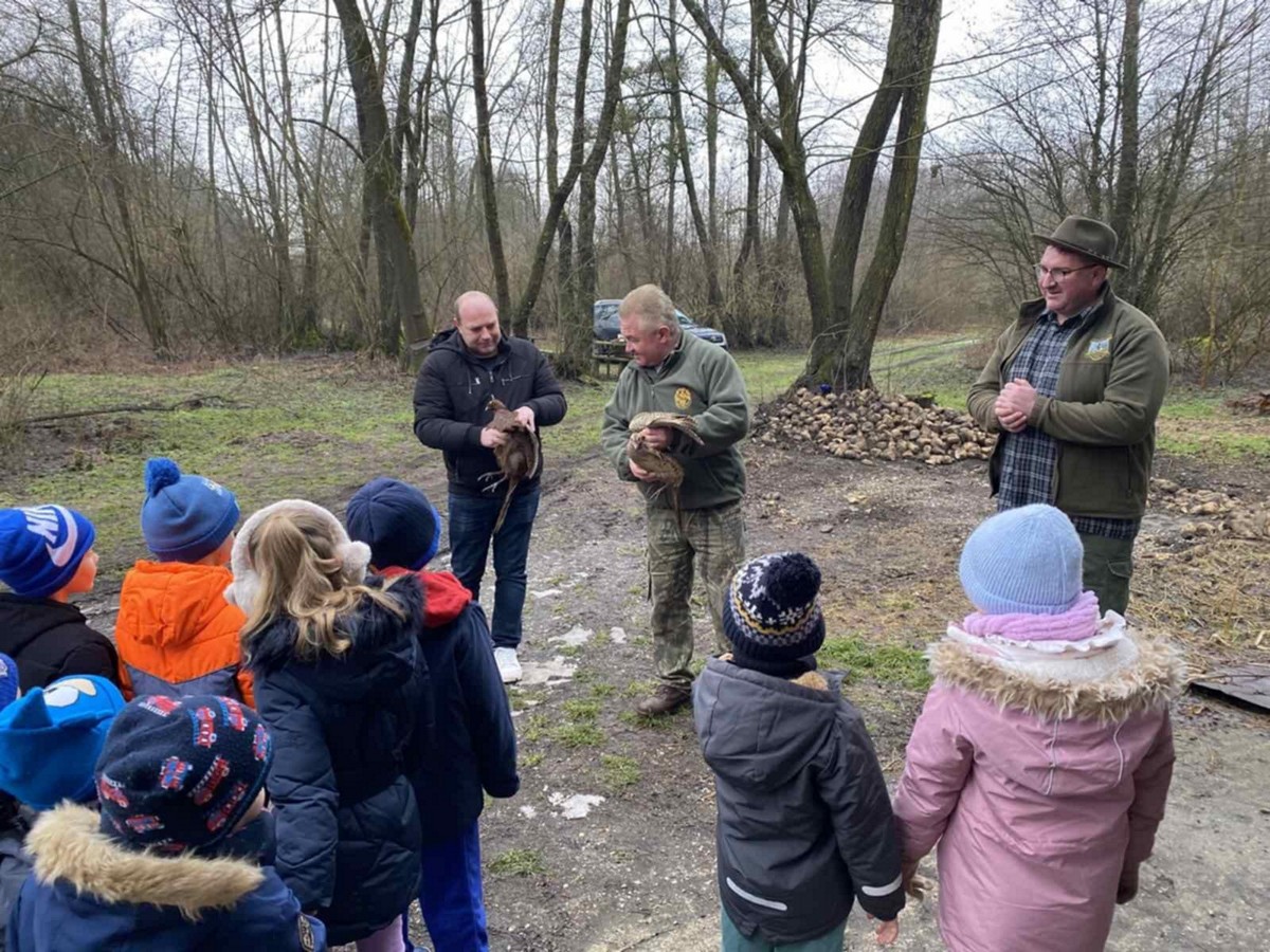 Posjet lovcima DVD Patka (25)