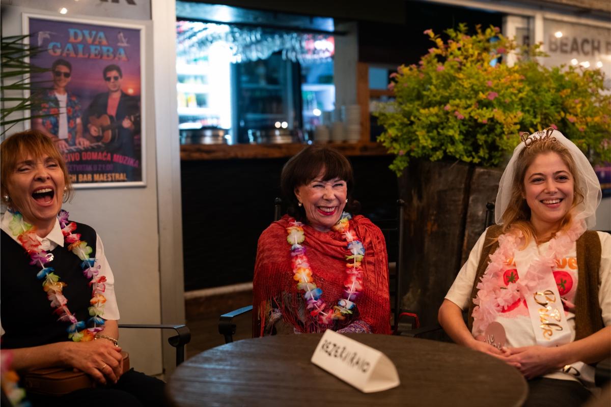 Svadba Foto 8 Vesna Trivalić, Seka Sablić, Nika Grbelja