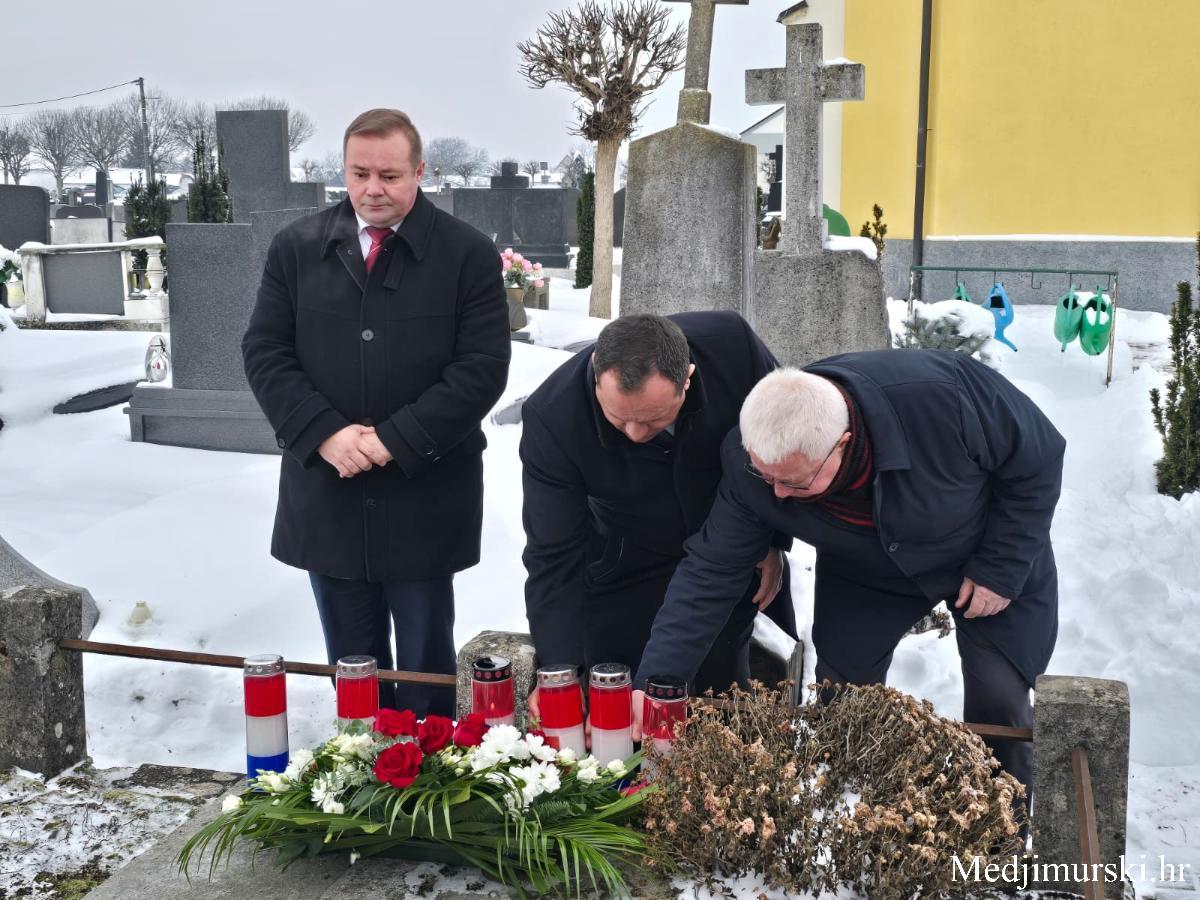 WhatsApp Image 2026 01 09 at 10.25.25 (1)