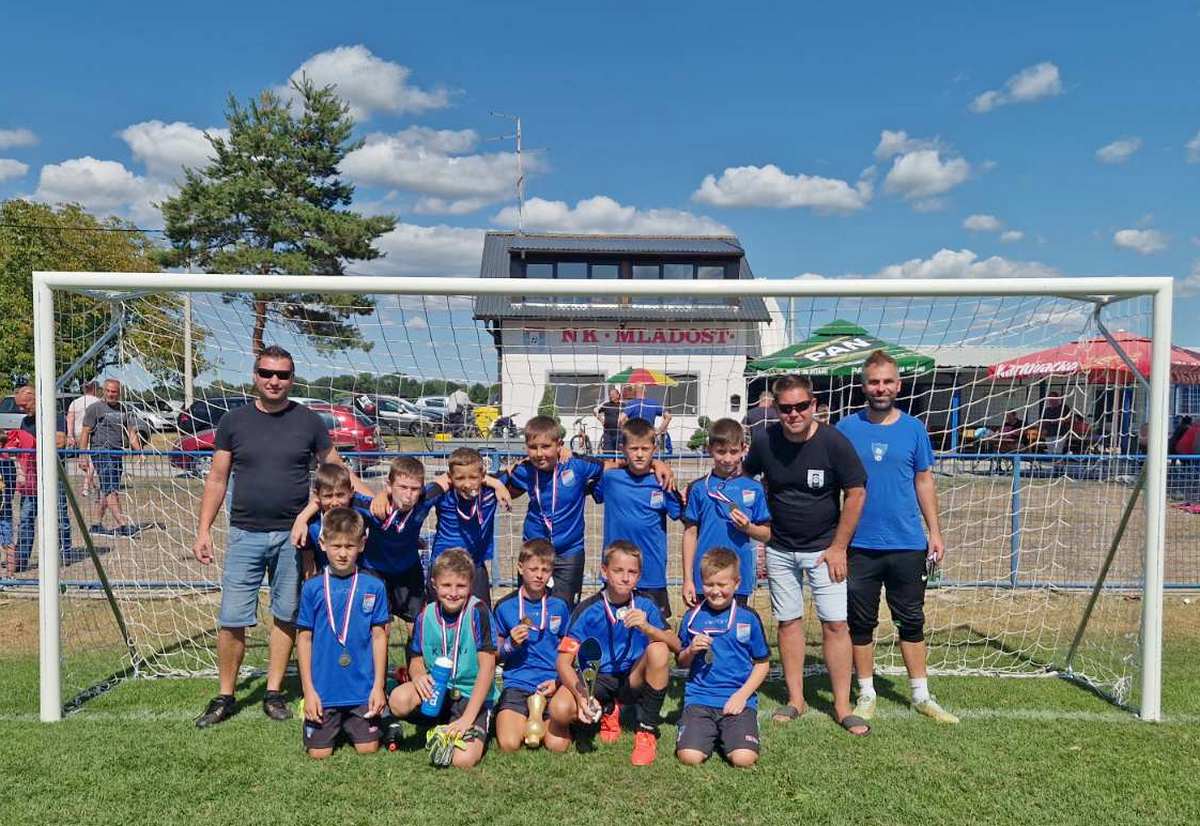 Zatvara li se NK Mladost Sv (12)