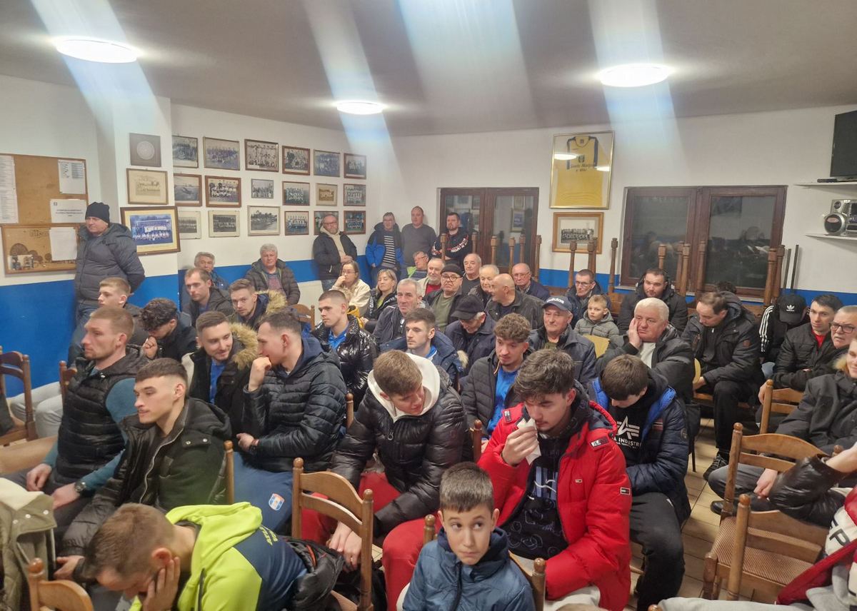 Zatvara li se NK Mladost Sv (14)