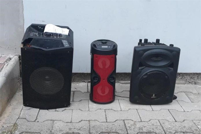 Zvučnici (2)
