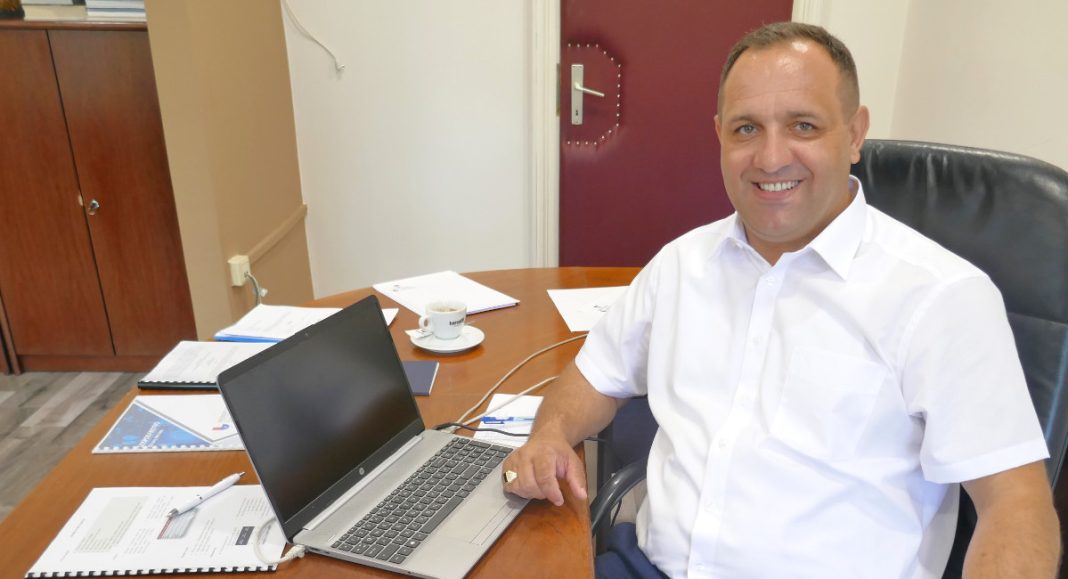 Elvis kralj glavna zamjenik