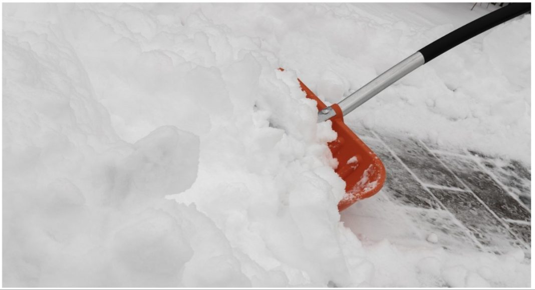 Općina Vratišinec podsjeća vlasnike i stambenih poslovnih prostora na obavezu čišćenja snijega Ilustracija