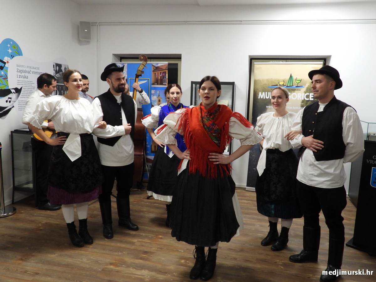 Spomen dom vratišinec (48)