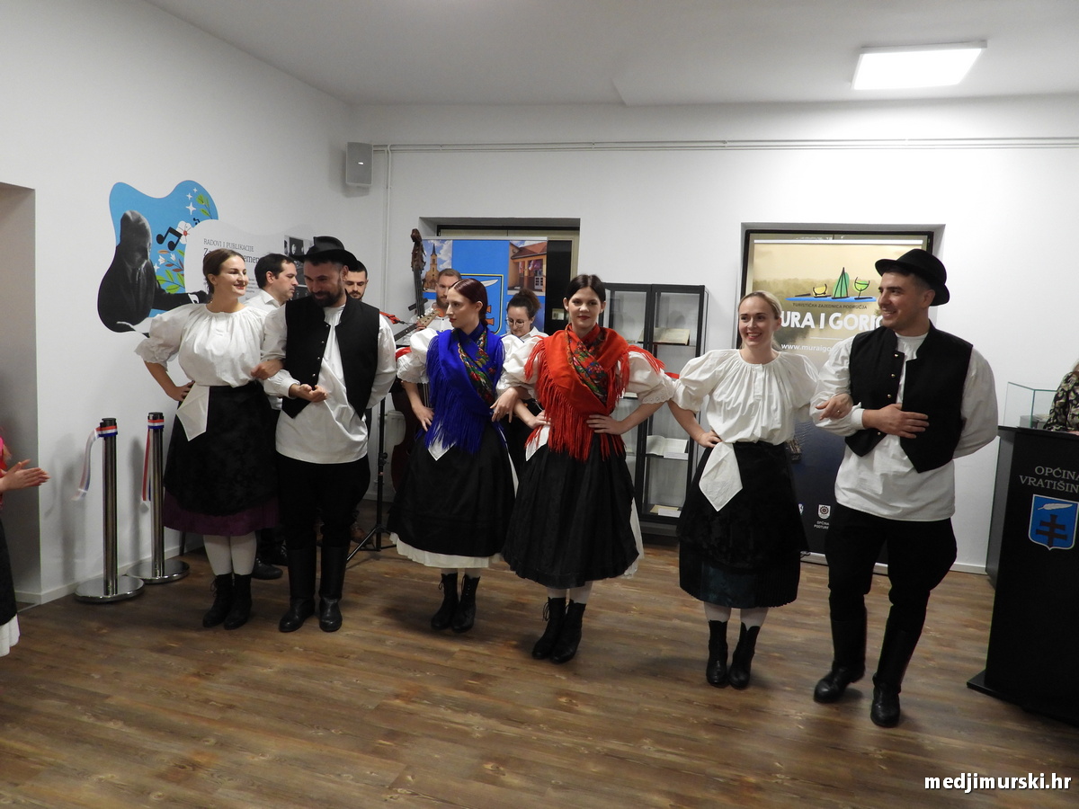 Spomen dom vratišinec (49)