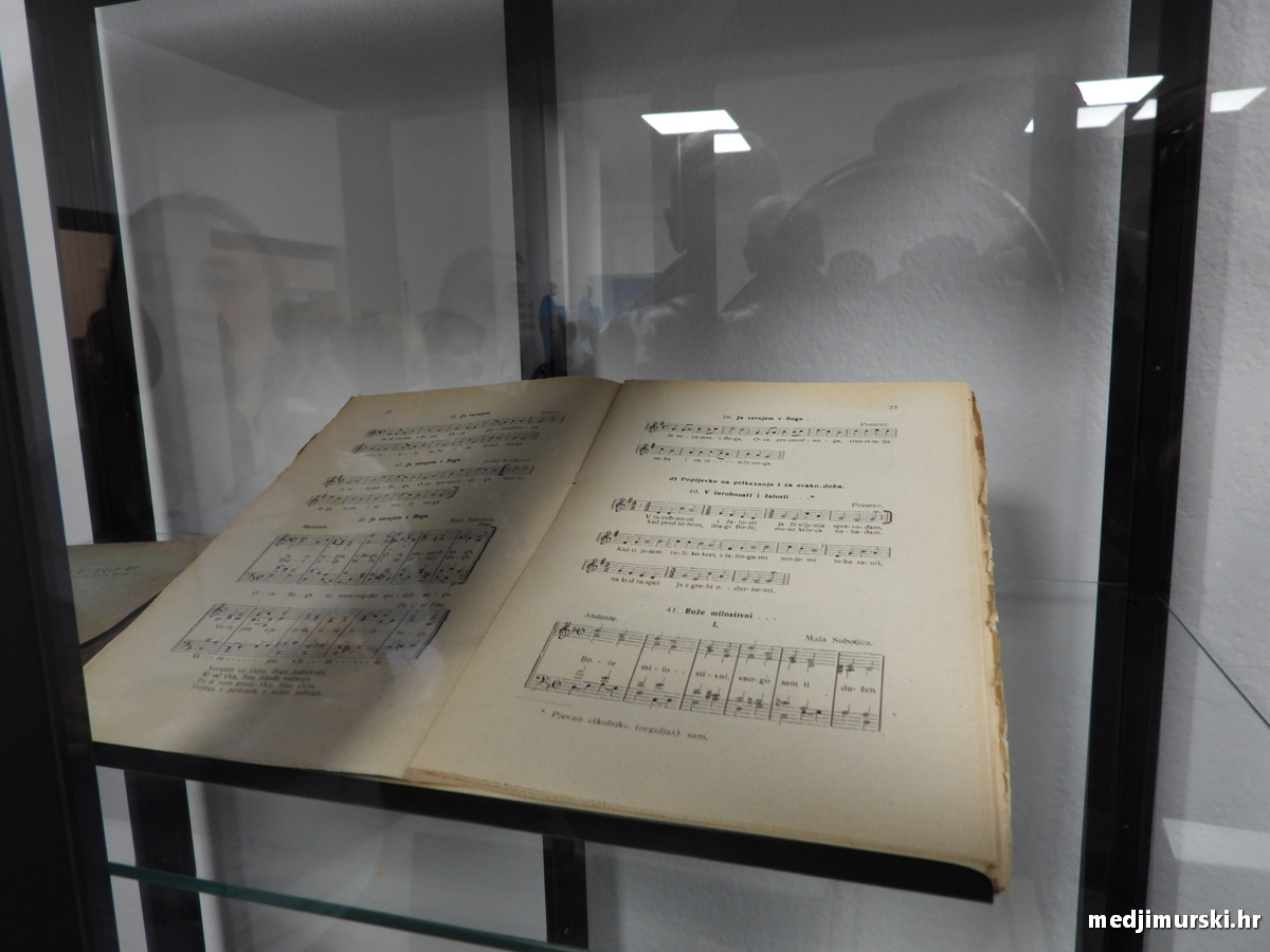 Spomen dom vratišinec (54)