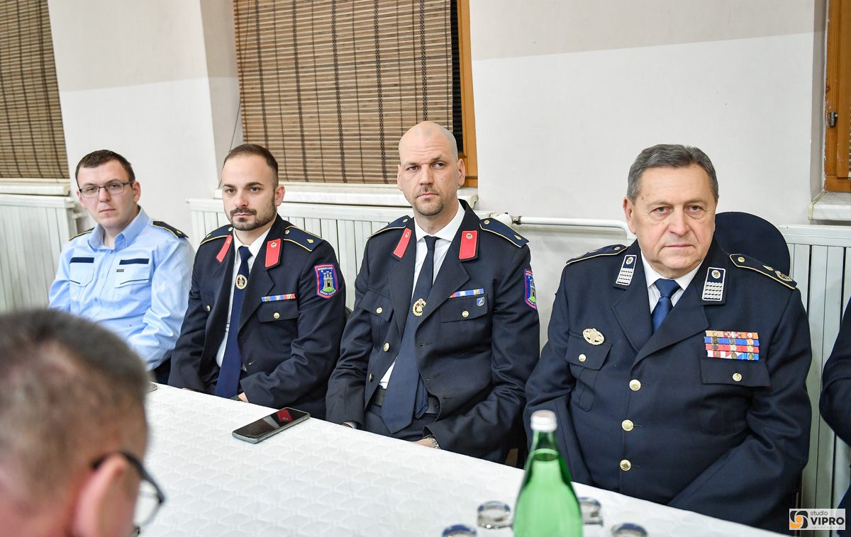 10010 73569 vipro013