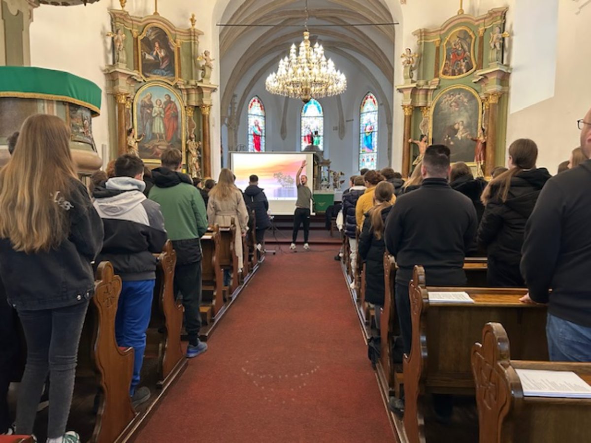 626541129 1342156947950035 2225354250483708034 n