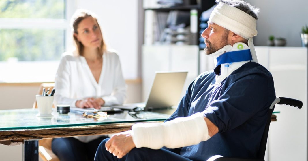 Od danas ogromno poskupljenje dopunskog zdravstvenog osiguranja. Privatna su dosta jeftinija… BeFunky collage