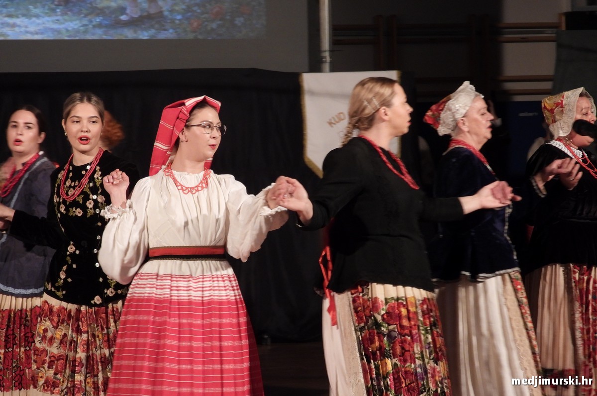 Korak po korak ruku pod ruku Orehovica (15)