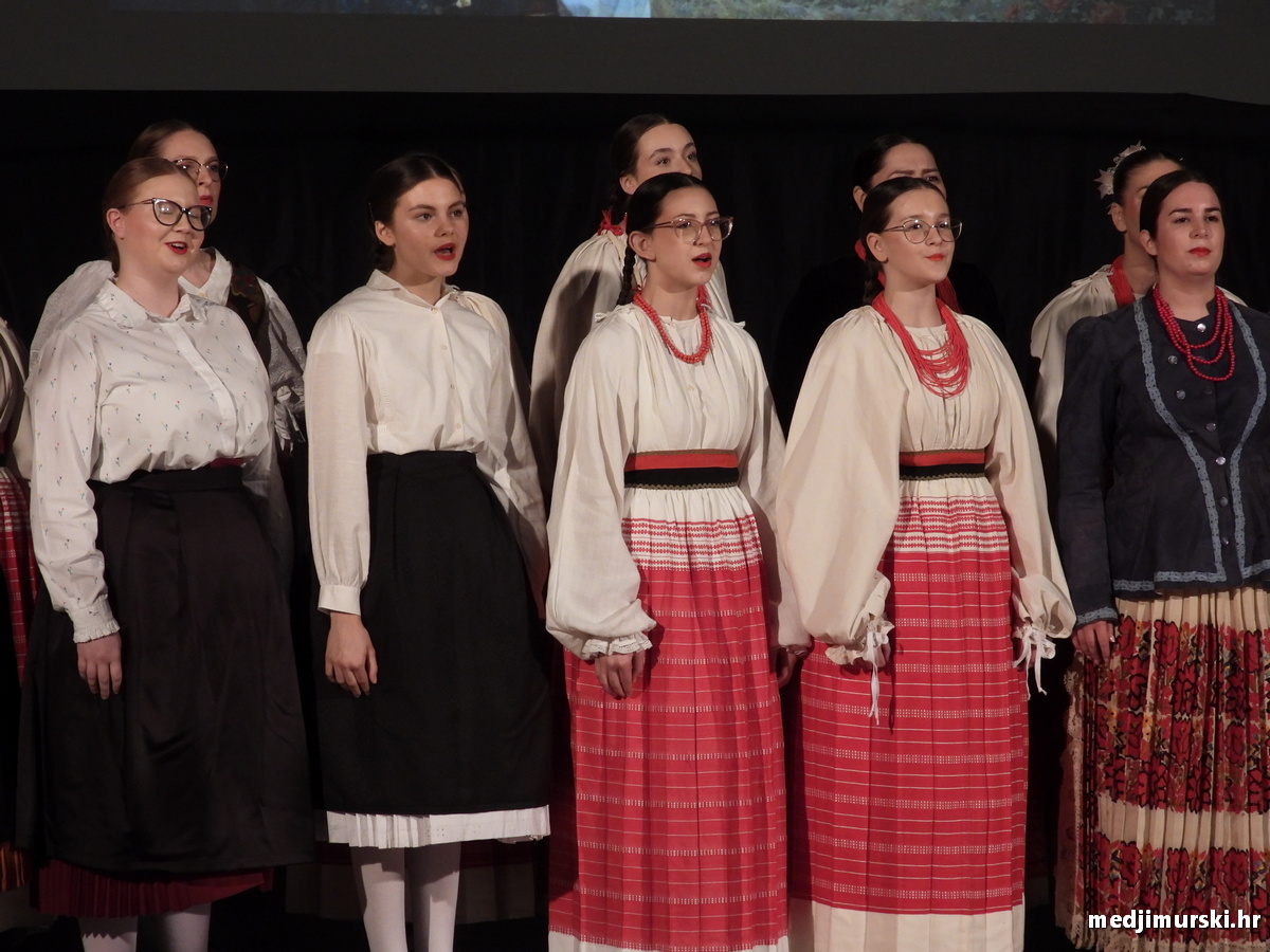 Korak po korak ruku pod ruku Orehovica (24)