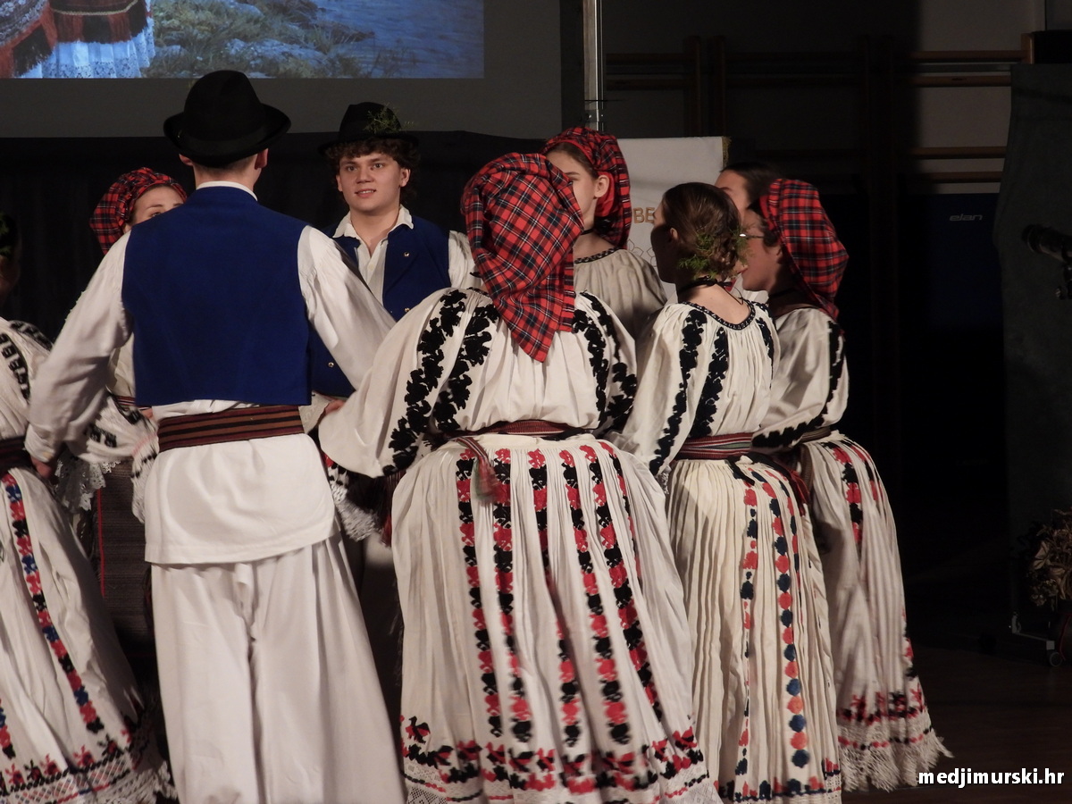 Korak po korak ruku pod ruku Orehovica (79)