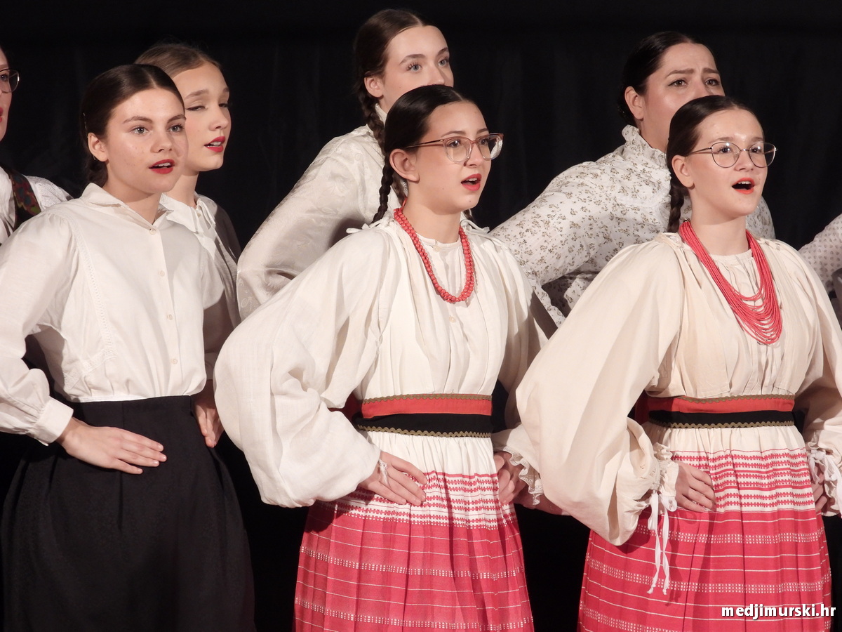 Korak po korak ruku pod ruku Orehovica (91)