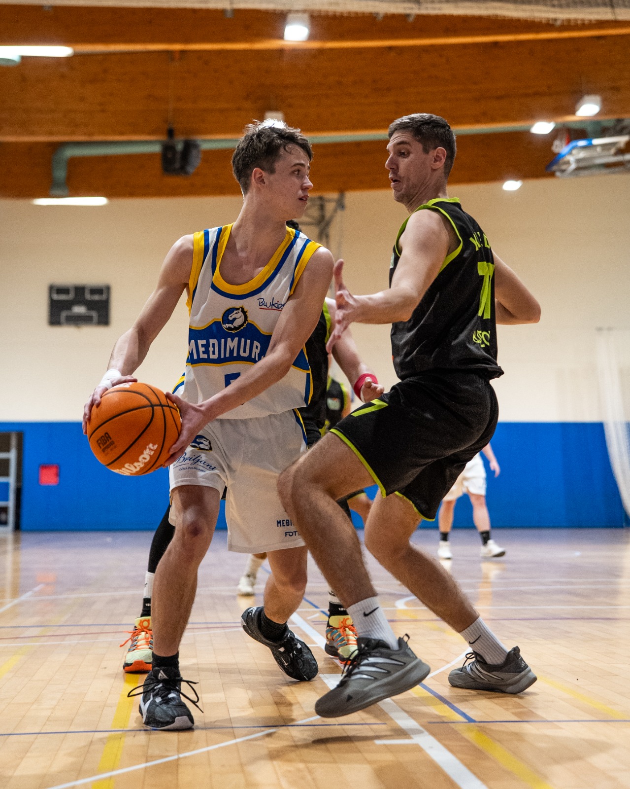 Nikola Hren vs Vedi