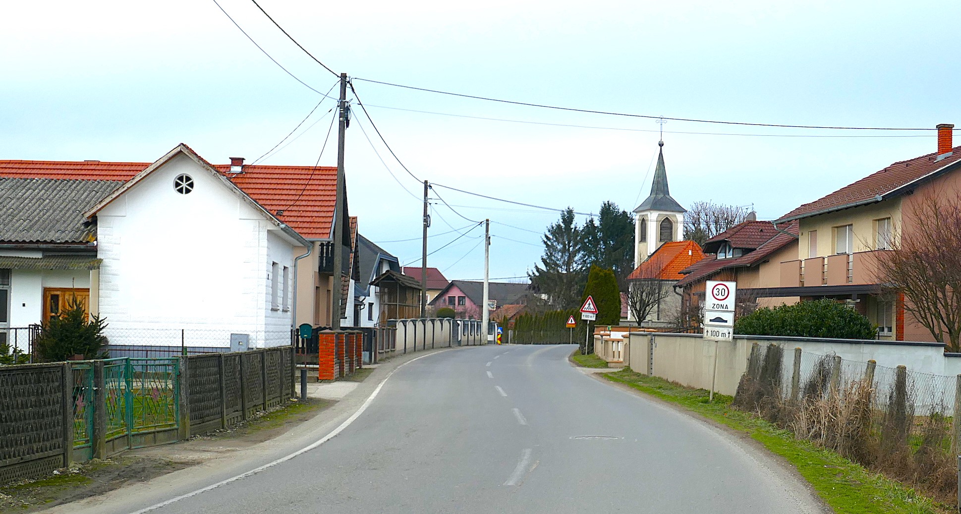 P1200890