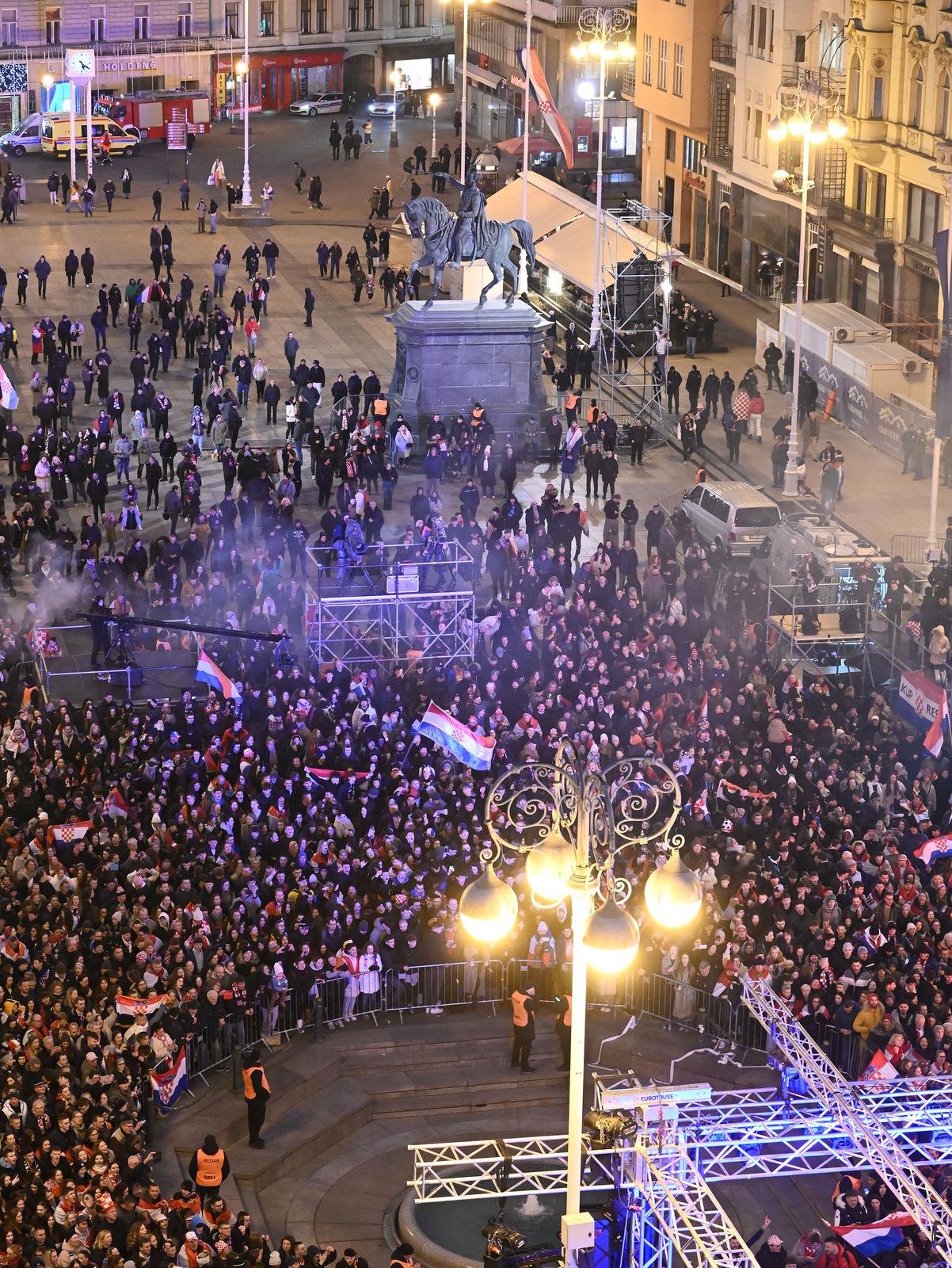 Zagreb: Docek broncanih rukometasa