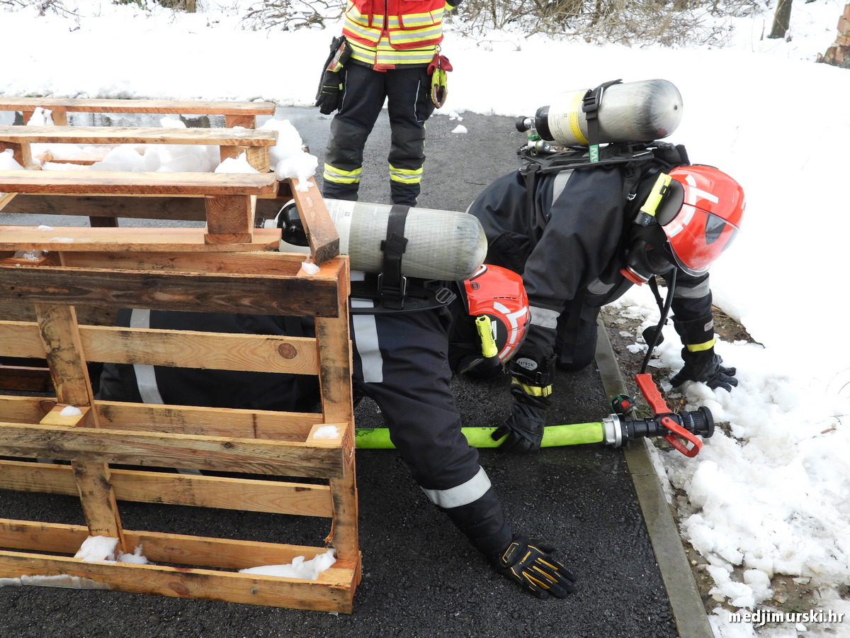 VZO MAla Subotica vježba vatrogasci (13)