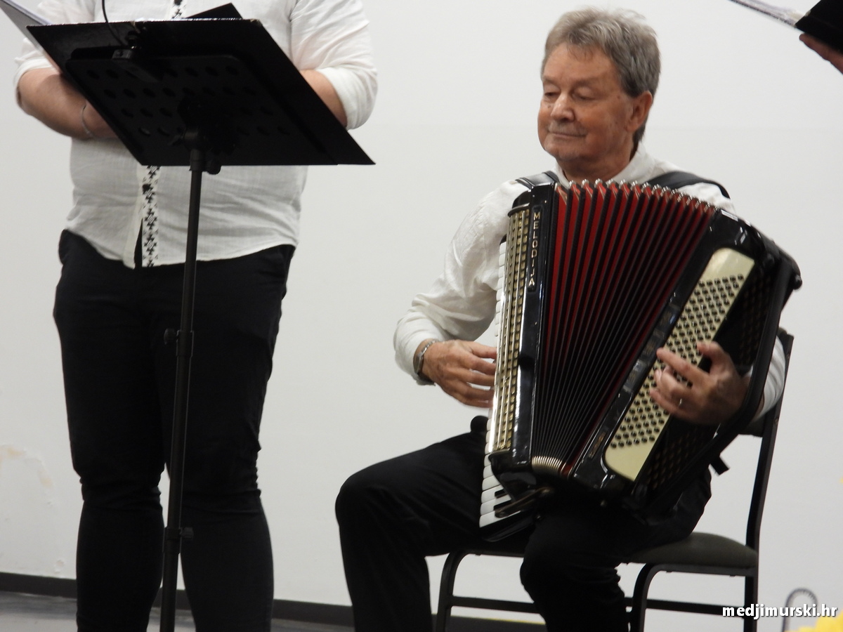 Vincekova zipka (79)