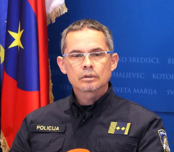 ZA UNUTRA 1 Radovan Gačal