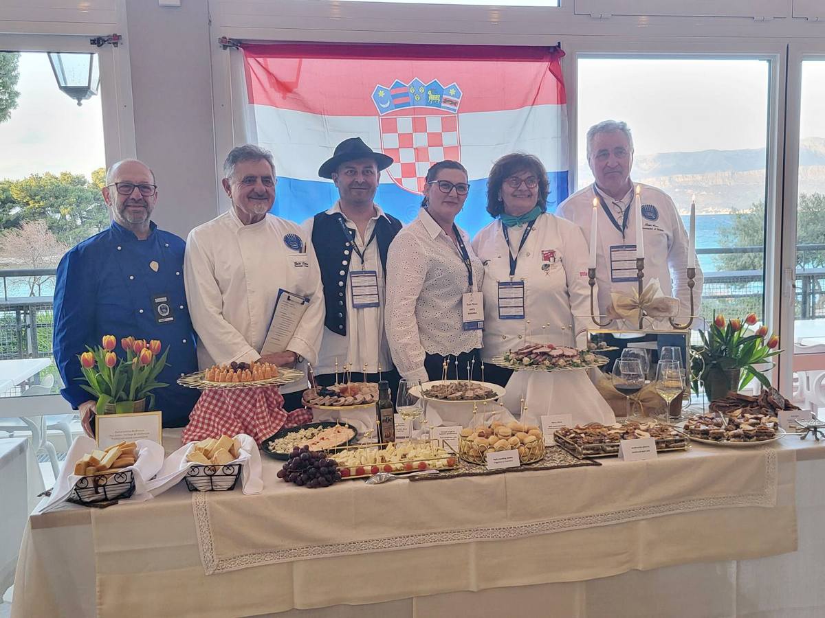Anica Naranđa zlatna medalja Biser mora (5)
