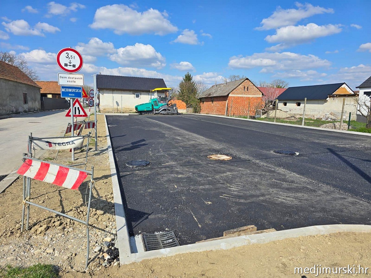 Asfaltiran parking Dom kulture Kotoriba (10)