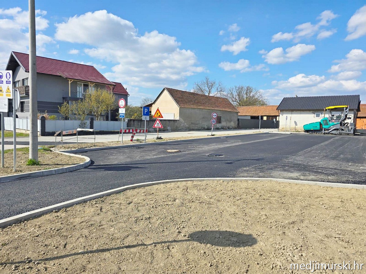 Asfaltiran parking Dom kulture Kotoriba (4)