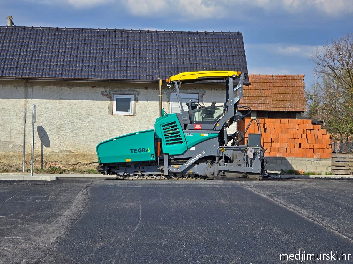 Asfaltiran parking Dom kulture Kotoriba (6)