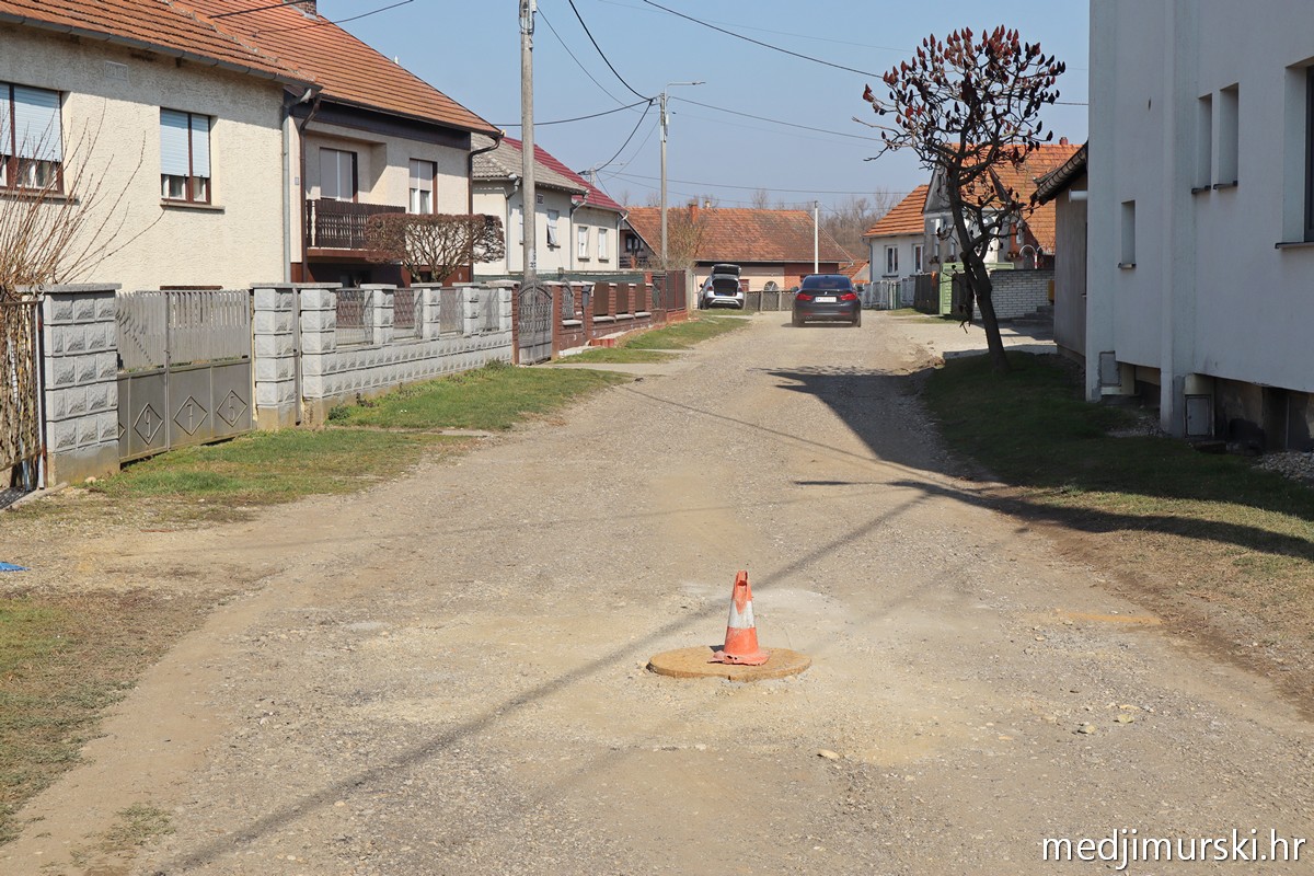 Asfaltiranje Novakovec (3)
