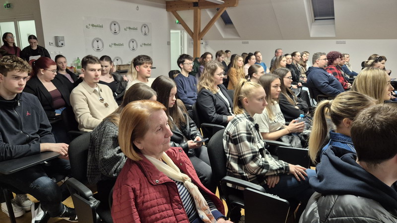 Bee(A)ware predavanje Gubitak stanista za oprasivace foto RR (31)