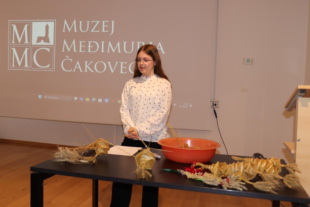 MALI SKOLSKI KUSTOSI (12) (1)