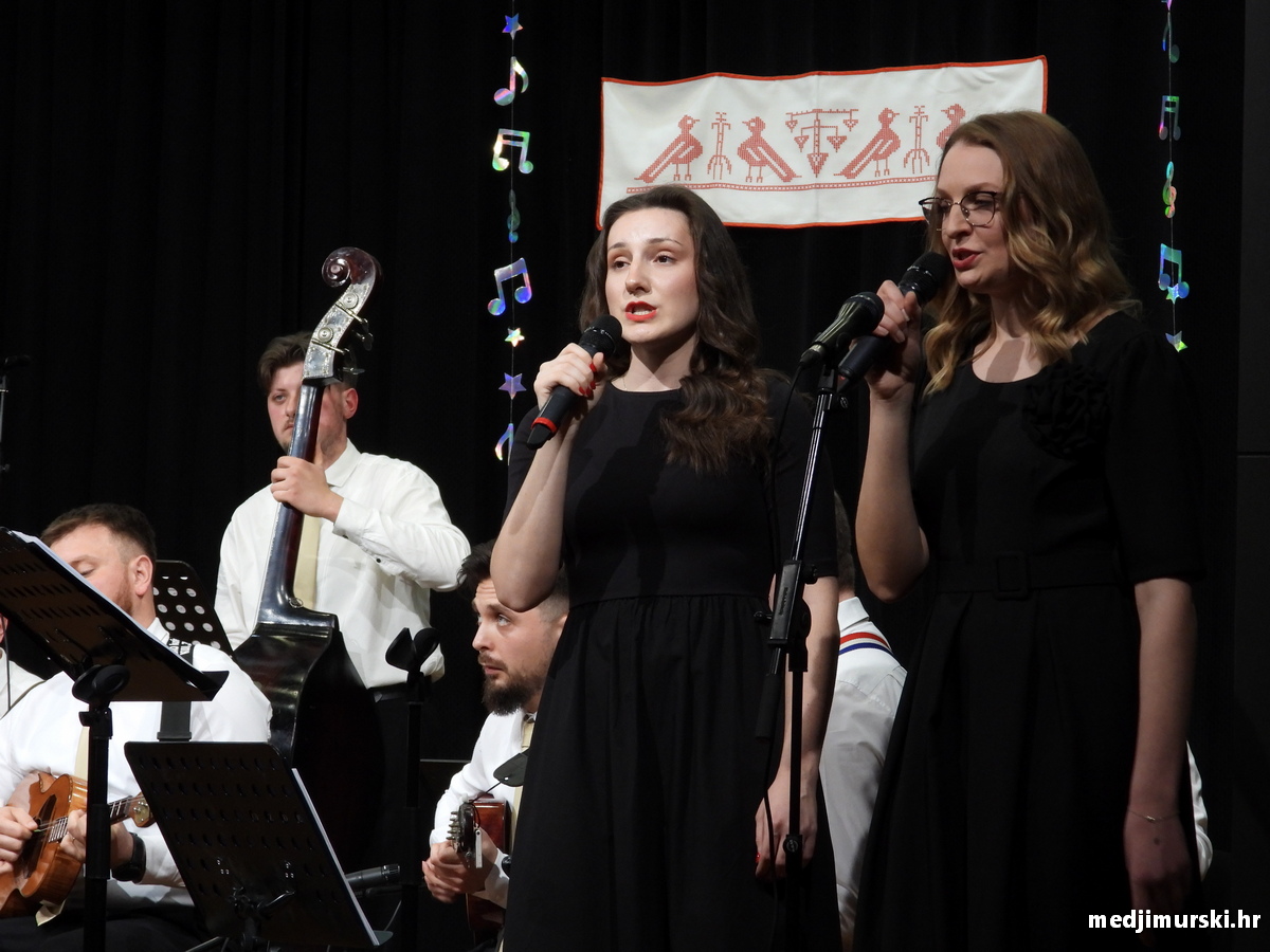 Tamburaški orkestar KUU Zvon (43)