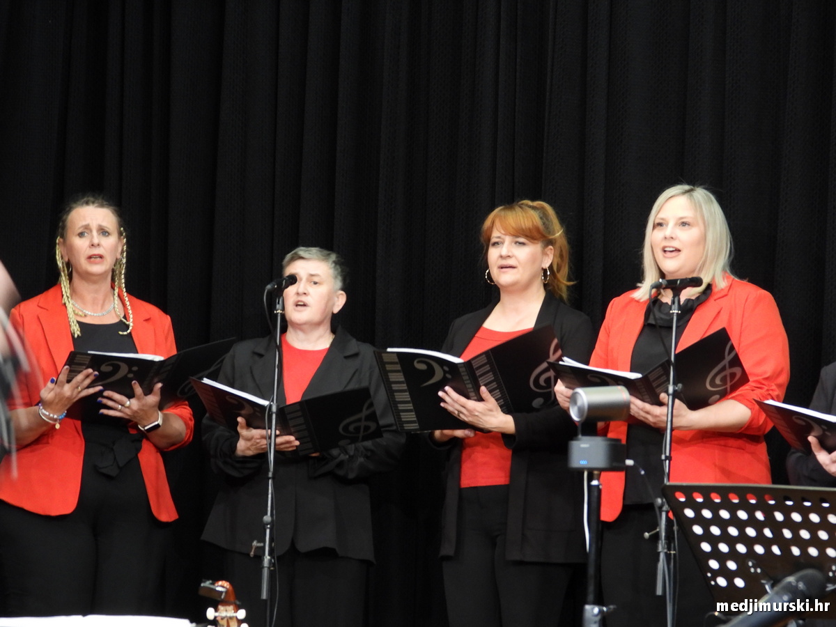 Tamburaški orkestar KUU Zvon (44)