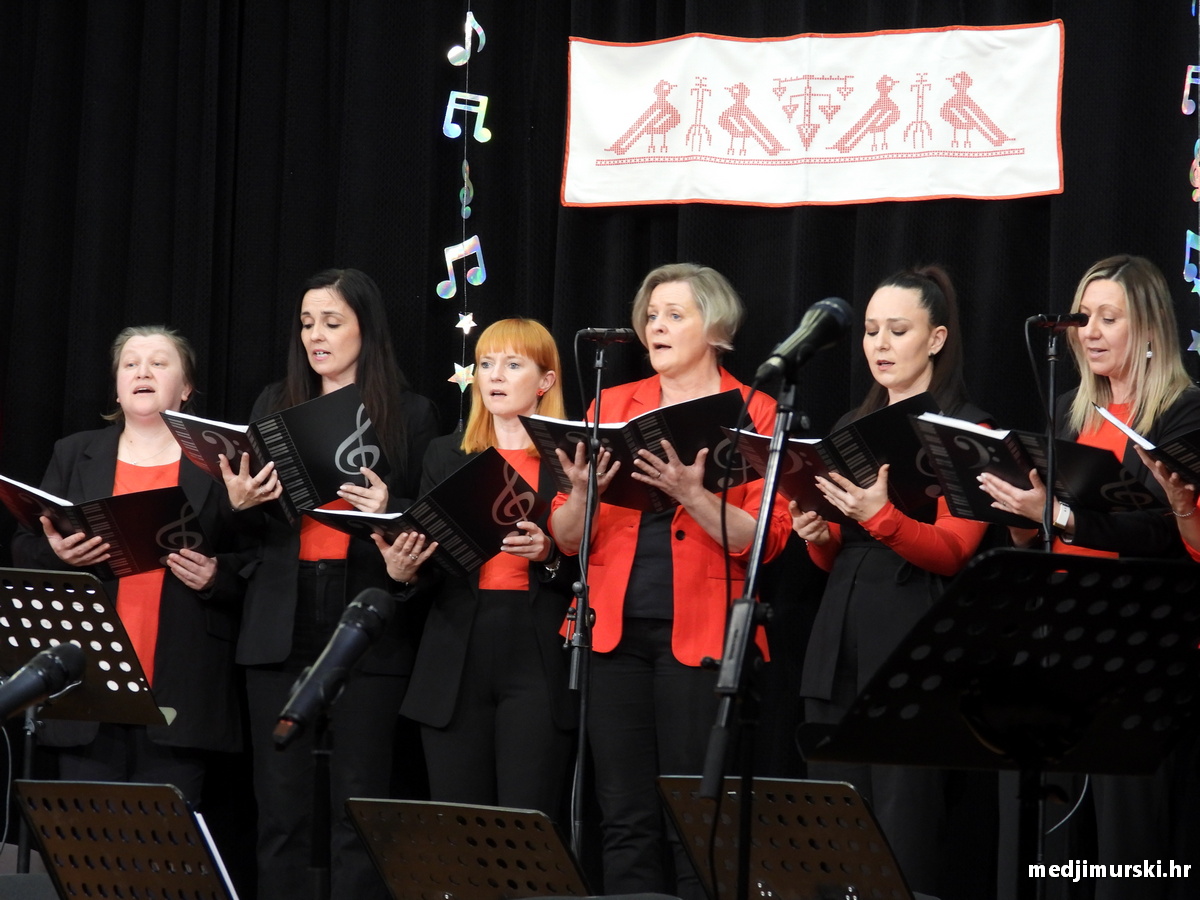 Tamburaški orkestar KUU Zvon (47)