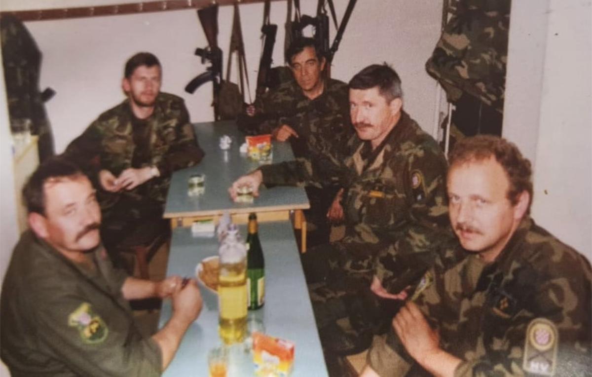 Tomapic i drustvo na terenu