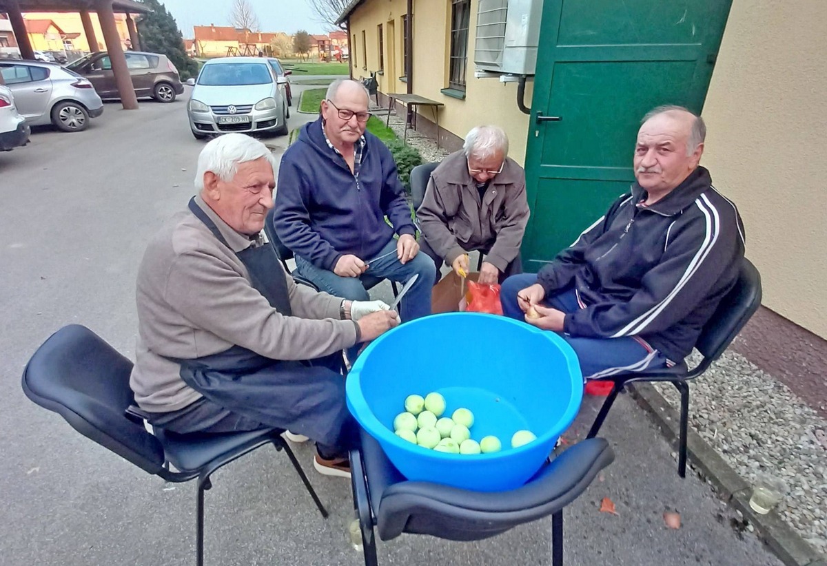 Udruga Umirovljenika Sveta Marija križni put mladih (4)