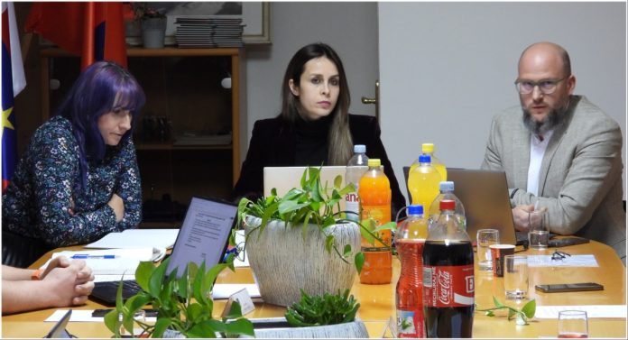 Naslovna vijeće (2)