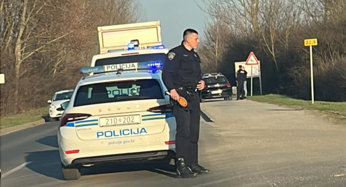 Policija zasutavlja glavna