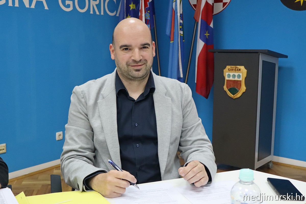 Za unutra 2 Emanuel Sinković