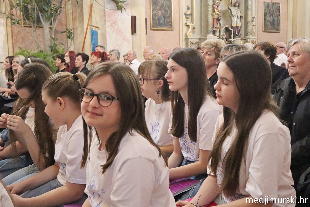 Dječji crkveni zbor Marijina djeca koncert 5 godina (46)