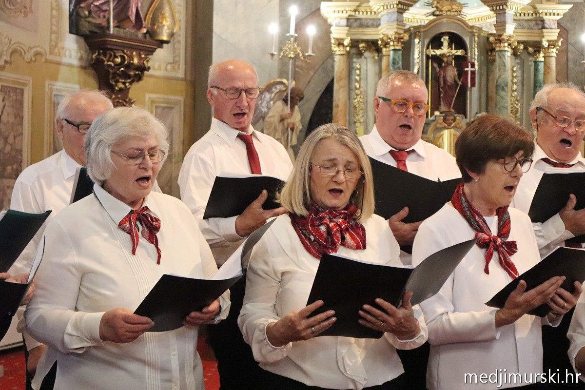 Dječji crkveni zbor Marijina djeca koncert 5 godina (49)