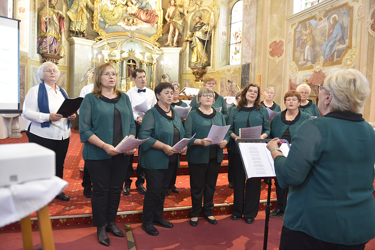 Dječji crkveni zbor Marijina djeca koncert 5 godina (5)