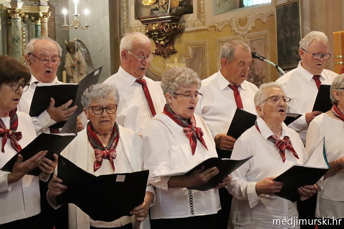 Dječji crkveni zbor Marijina djeca koncert 5 godina (50)