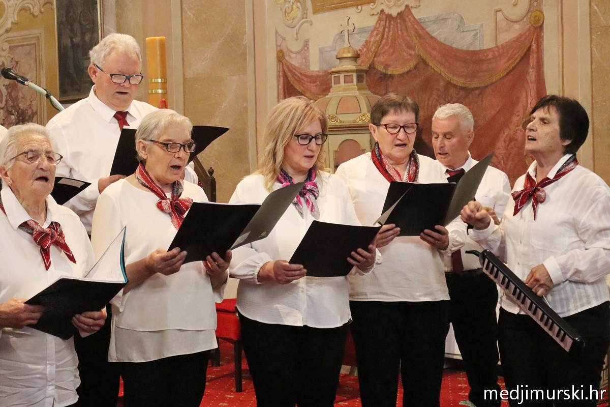 Dječji crkveni zbor Marijina djeca koncert 5 godina (52)