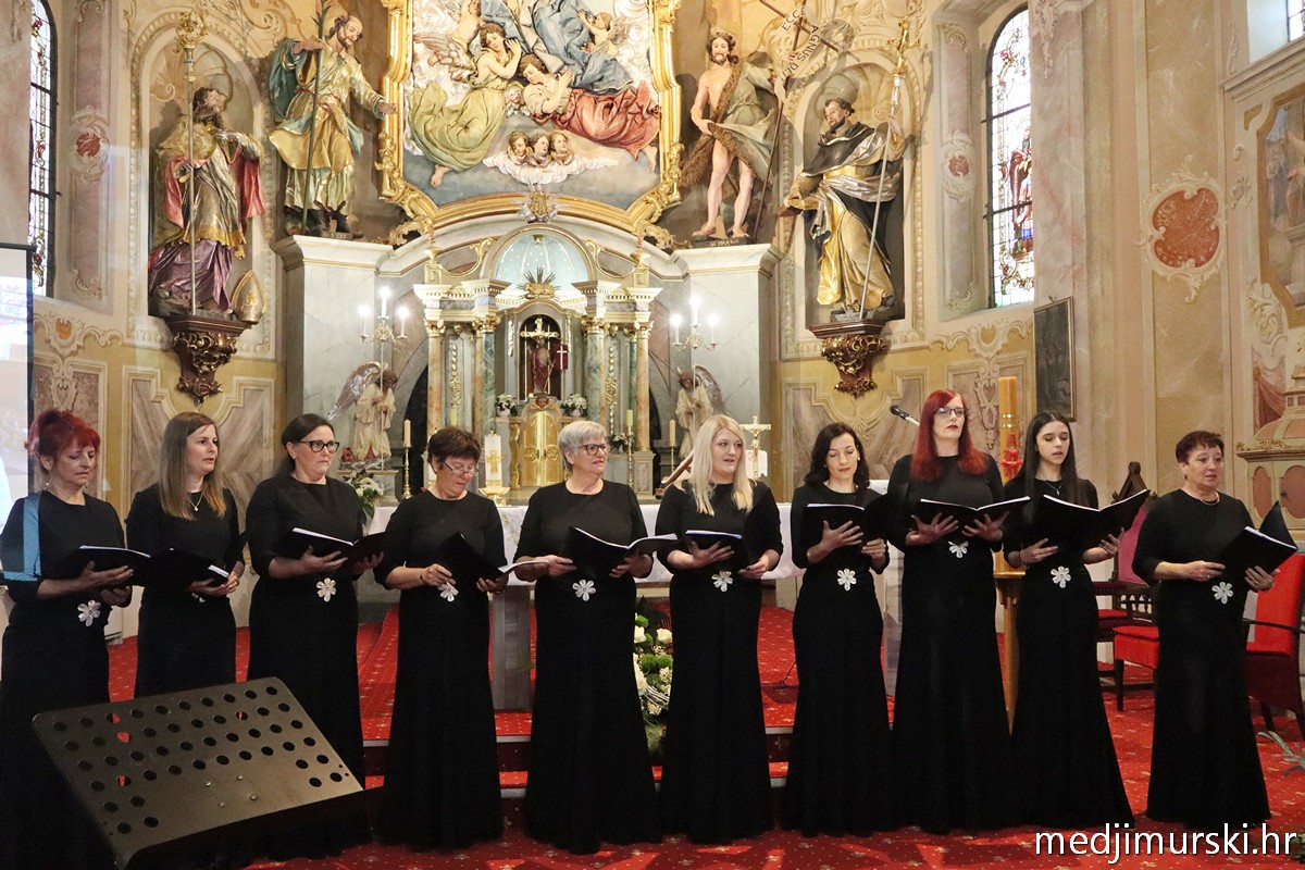 Dječji crkveni zbor Marijina djeca koncert 5 godina (55)