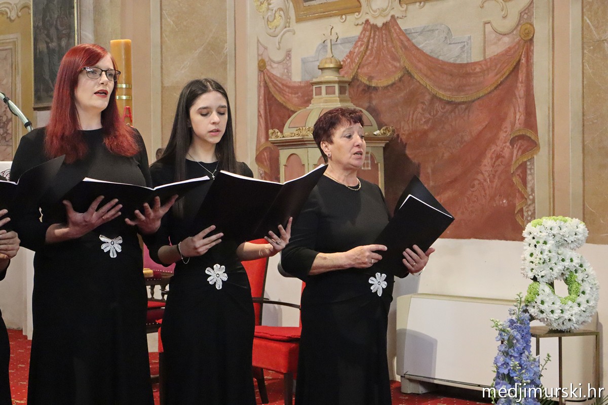 Dječji crkveni zbor Marijina djeca koncert 5 godina (58)