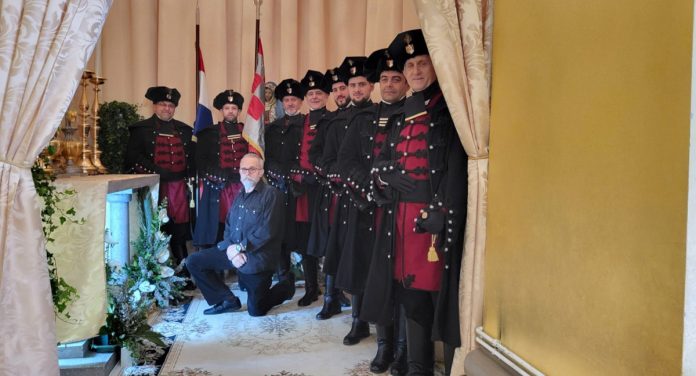 GARDA CUVA GROB