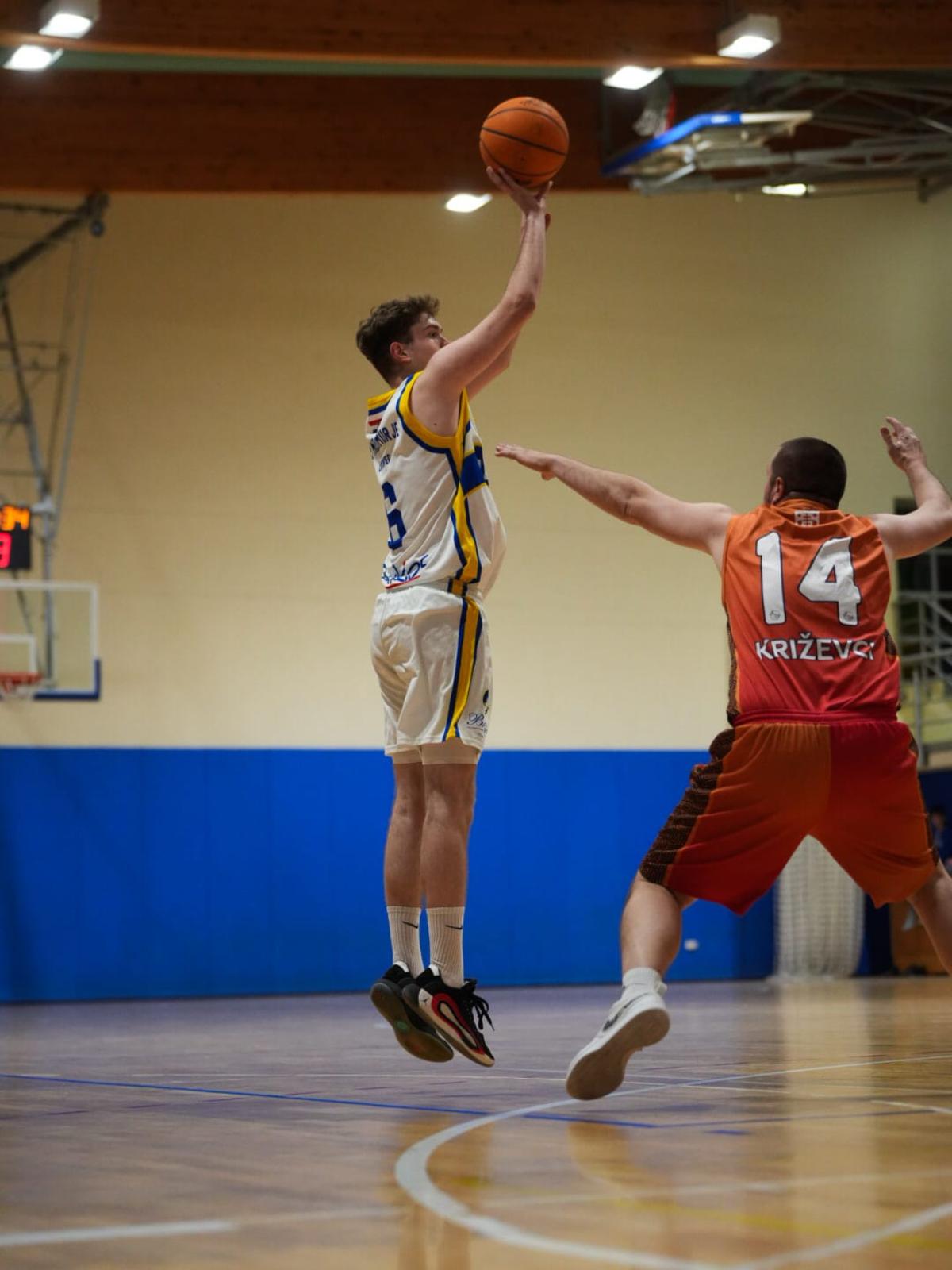 Gašparić vs Radnik