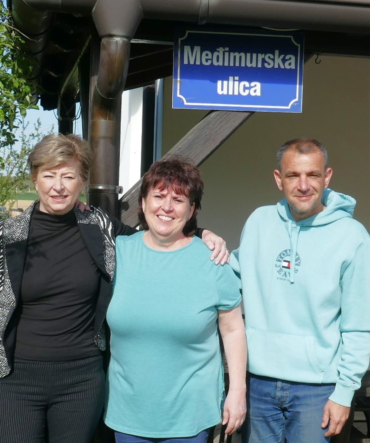Jasmina, Breda i župan Posavec u Međimurskoj ulici P1220484